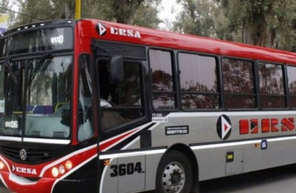 El rodado se encontraba esperando auxilio mecánico / Gentileza