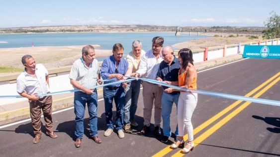 Suarez inauguró el nuevo Perilago de El Carrizal