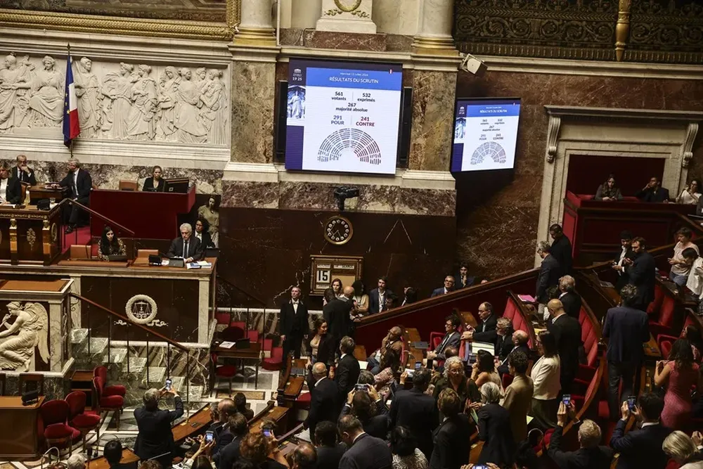 La Asamblea Nacional de Francia aprobó por mayoría la eutanasia