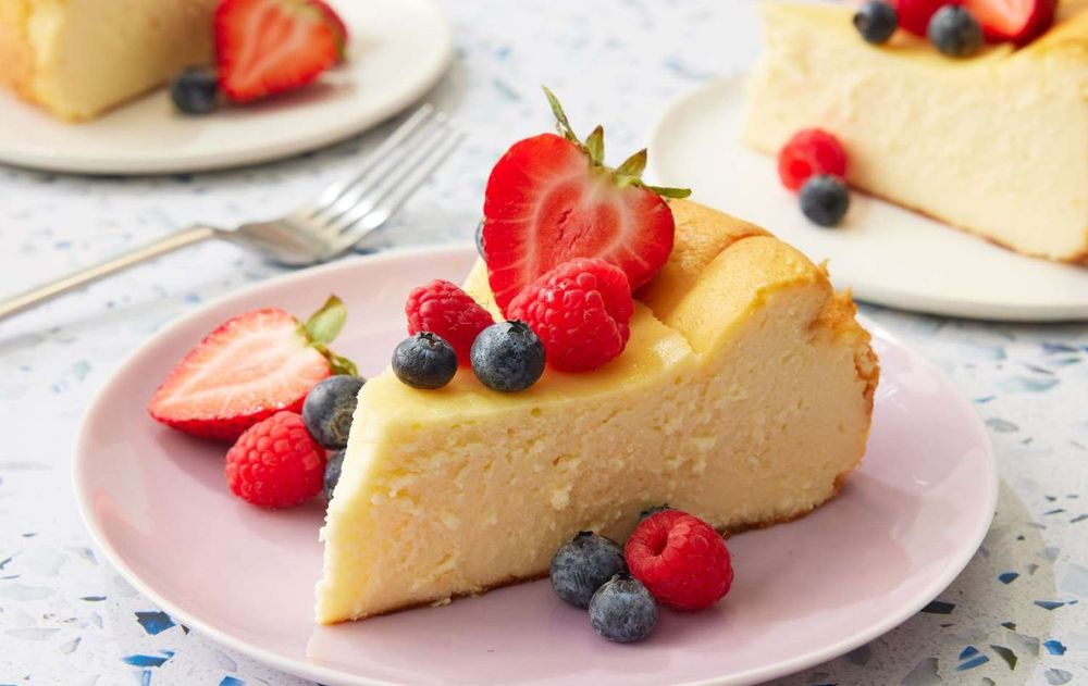 Esta receta puede acompañarse con café, té o incluso bebidas frías, porque combina el sabor dulce y ácido a la vez.