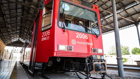 El Metrotranvía embistió a un ciclista de 81 años en Las Heras