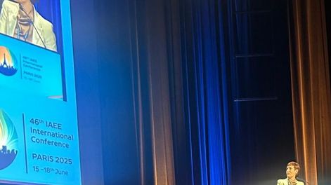 Latorre en la Cumbre Mundial de París: La transición energética es un problema que nos interpela y nos ocupa