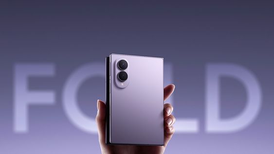 Los teléfonos plegables de Samsung sumaron un nuevo y particular modelo Galaxy Z Fold8 con formato tipo pasaporte