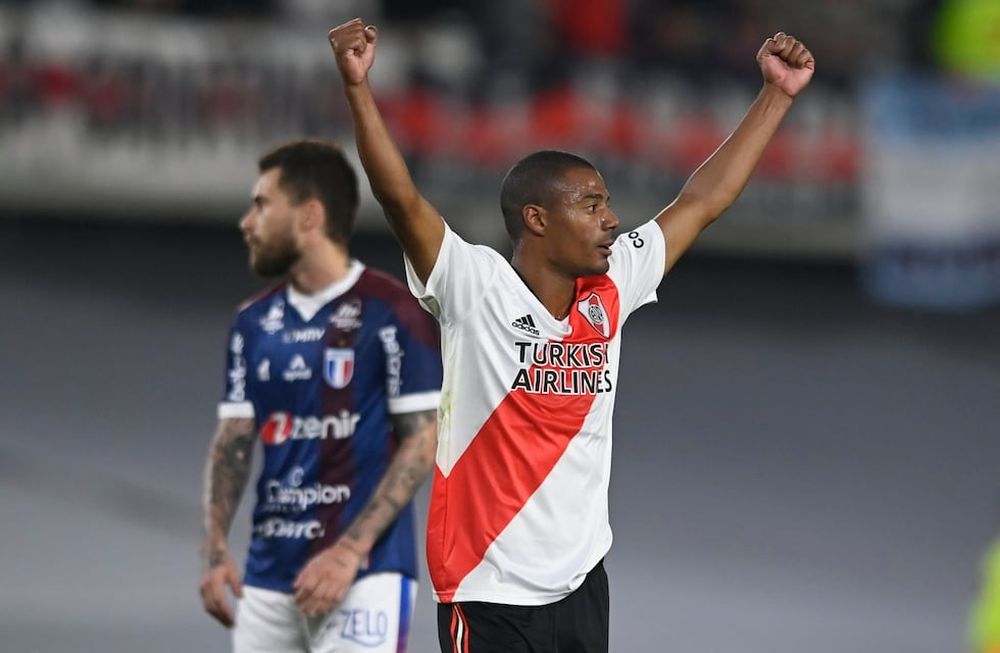 Nicolás De La Cruz estiró su vínculo con River Plate hasta fines de 2025.