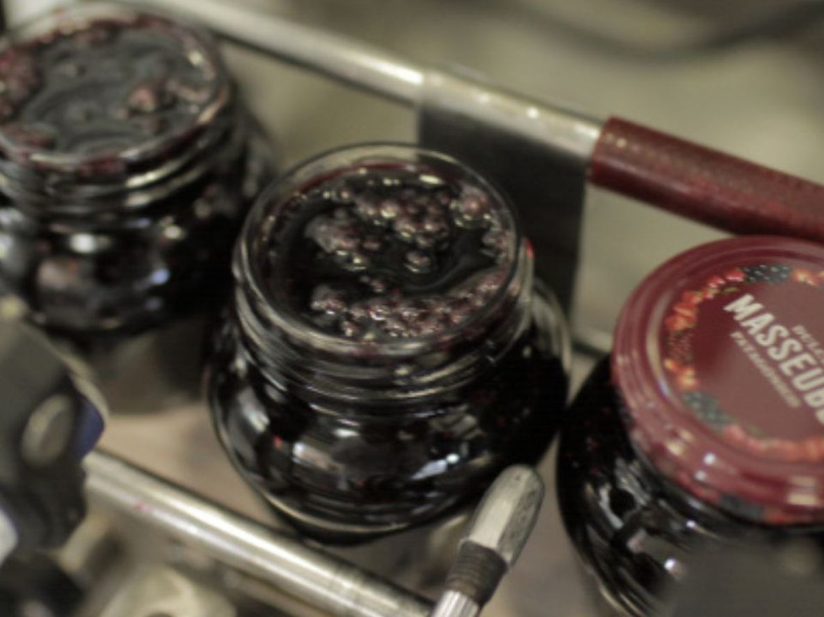 Una importante empresa láctea compró una marca premium de mermeladas.