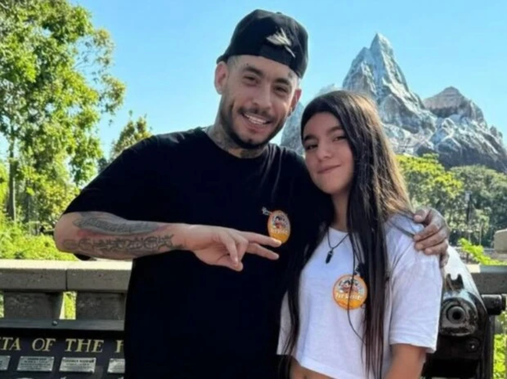Ulises Bueno junto a su hija Alma.