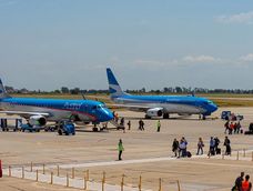 Cayó la cantidad de visitantes y la salida de argentinos marcó récord en julio.