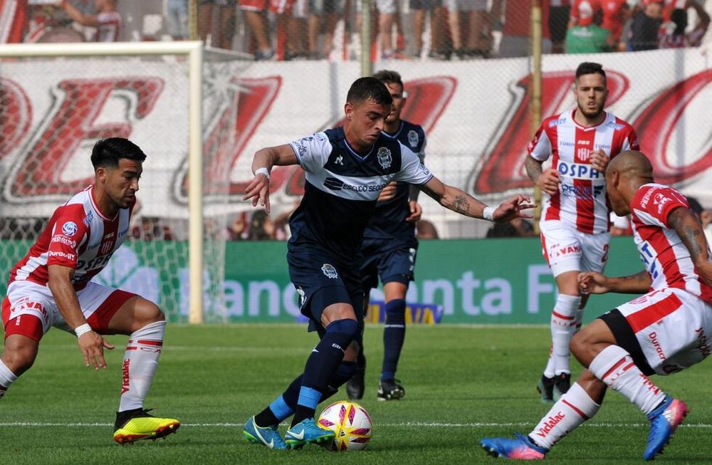 Unión cortó el envión anímico y futbolístico de Gimnasia (LP)