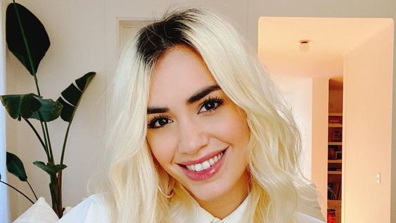 Las fotos de Lali Espósito cuando era estudiante son furor en las redes