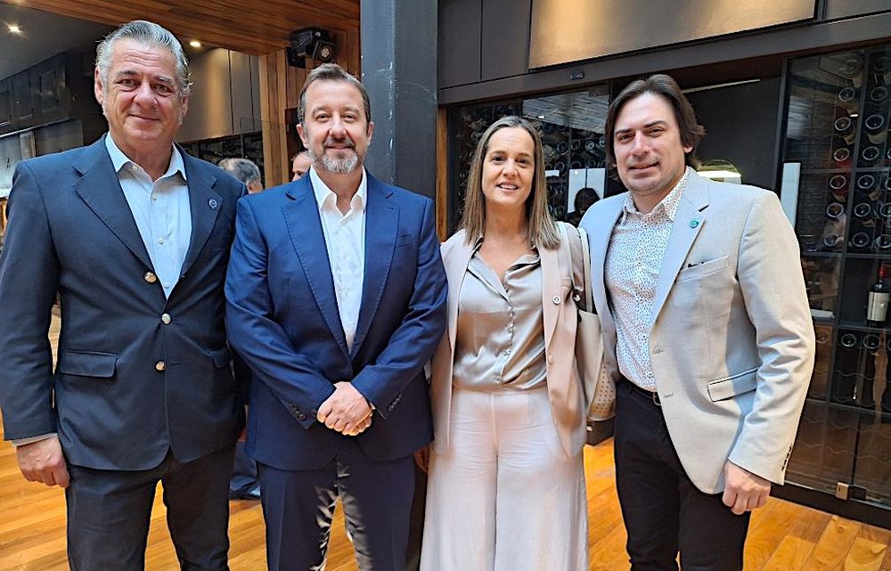 Nicolas Pino, presidente de la Sociedad Rural Argentina, Mario González, Coviar, Andrea Sarnari, presidenta de Federación Agraria, y Lucas Magnano, presidente de Coninagro.