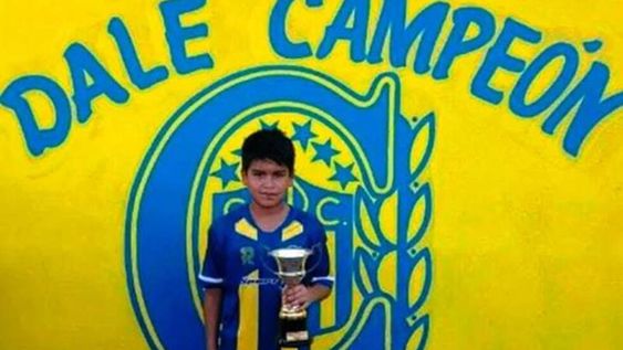 Lucas Vega Caballero, de 13 años, quien se desempeñaba en las inferiores de Rosario Central, fue asesinado producto de una balacera . / Gentileza.