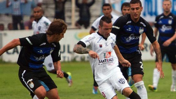 El Decano sólo sacó un punto