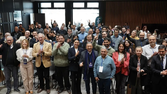 Intendentes y especialistas debatieron sobre la autonomía municipal en Mendoza: los principales reclamos.