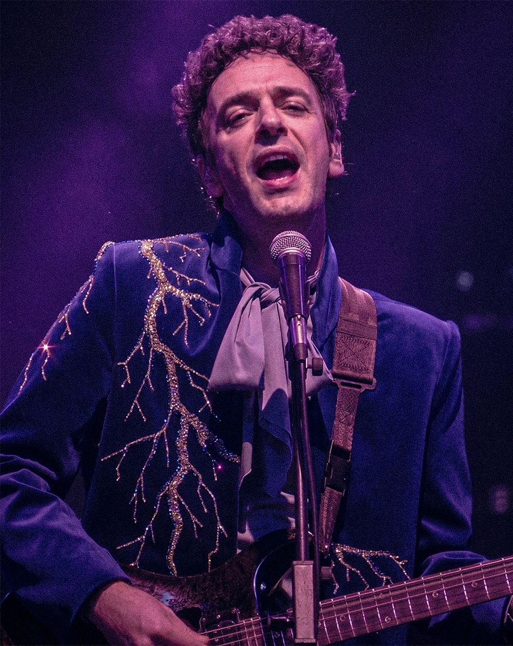 El espectáculo Soda Stereo Ecos incluye la actuación en vivo de Charly Alberti y Zeta Bosio junto con una recreación visual en 3D de la figura de Gustavo Cerati. / Foto: gentileza Valentín Alsina (PowerPlay).