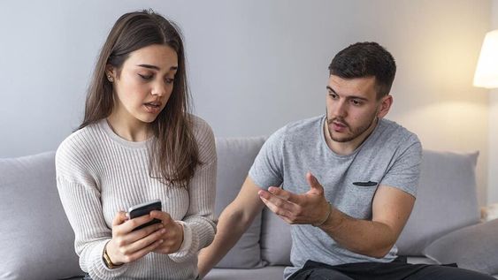 Horóscopo: lo que pone celoso a tu pareja, según su signo