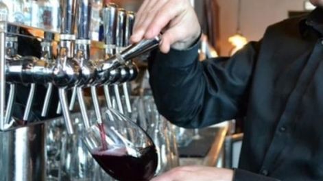 Establecen la declaración jurada para quienes envasen vino en tanques de acero inoxidable