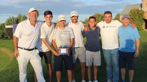 Los ganadores: Adolfo de la Reta, Martín Alonso, Martín Giovanelli, Matías Yanzon, Federico Day, Martín Arlin y Manuel Barbeito.