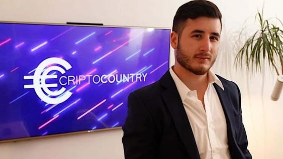 Giovanni Caroglio, uno de los detenidos por presunto fraude en inversiones y venta de lotes virtuales en el Metaverso. Foto: LinkedIn Giovanni Caroglio