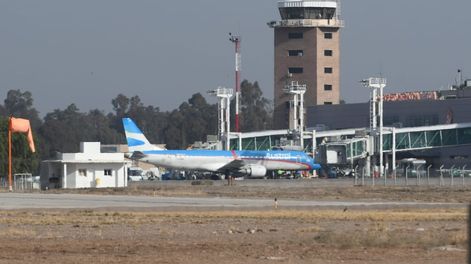 La Asociación Técnicos y Empleados de Protección y Seguridad a la Aeronavegación (Atepsa) anunció un cronograma de medidas de fuerza para mayo | Archivo Los Andes