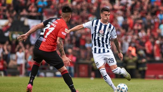 Benavídez, al igual que sus compañeros, no tuvieron un primer tiempo destacado (Foto: Prensa Talleres).