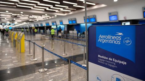 Los Andes | La Justicia Nacional de Trabajo falló hoy a favor de la medida cautelar que interpuso la Asociación Argentina de Aeronavegantes. Foto: Juan Vargas / NA