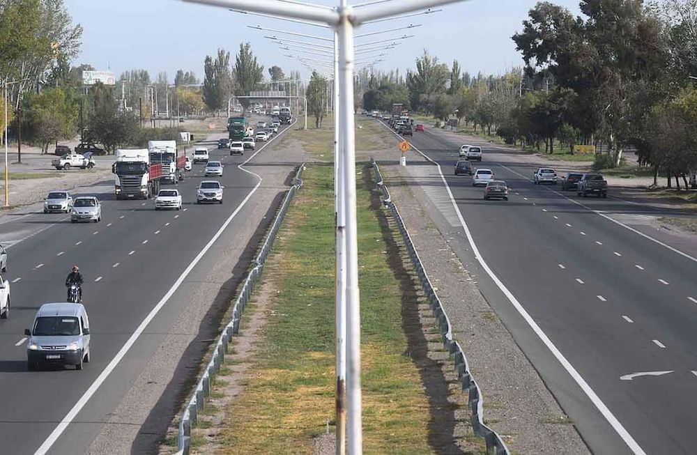 Obras en el Acceso Sur. Archivo Los Andes