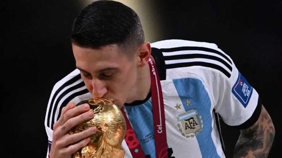 Fideo, campeón del mundo en Qatar 2022, les envió su apoyo a sus ex compañeros y&nbsp; dirigidos por Lionel Scaloni antes del estreno ante Argelia.