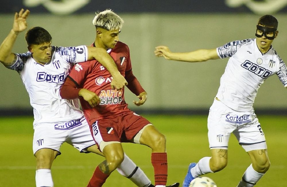 Por la fecha 27 de la Primera Nacional., Deportivo Maipú derrotó por 2-1 a Tristán Suárez en calidad de visitante. / Gentileza.