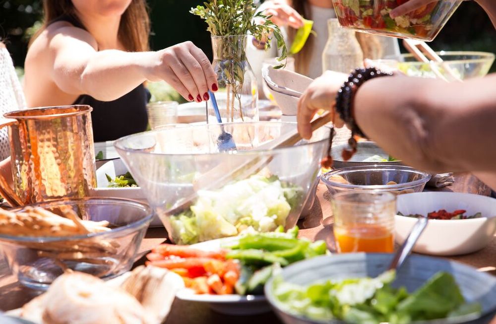 Nochebuena en Mendoza: se puede visitar a familiares o amigos después de las 12