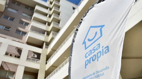 Los Andes | Procrear abrió las inscripciones para inscribirse al sorteo en Mendoza y se pagan cuotas por más de $70.000, pero existen otras alternativas. /Foto: Procrear / Redes