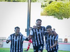 El Lobo sumó tres puntos de oro en su visita a Defensores de Belgrano.