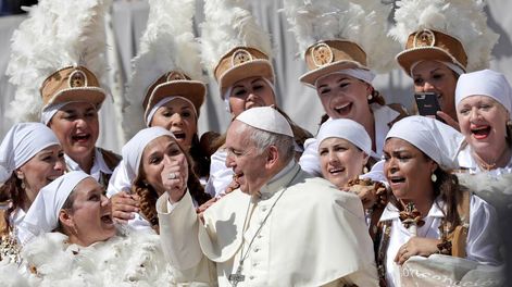El Papa defendió el descanso dominical y criticó la sociedad de la diversión