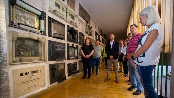 Los restos de Nélida Gutiérrez ya descansan en el Pabellón de los Notables