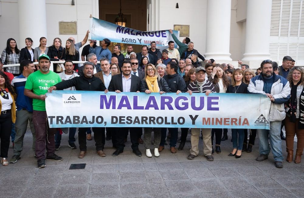 El intendente Juan Manuel Ojeda el día que presentó el proyecto de minería para Malargüe.Foto: Ignacio Blanco / Los Andes