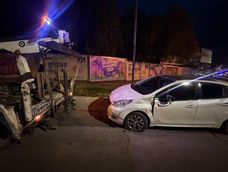 Choque entre una moto y un auto en Godoy Cruz