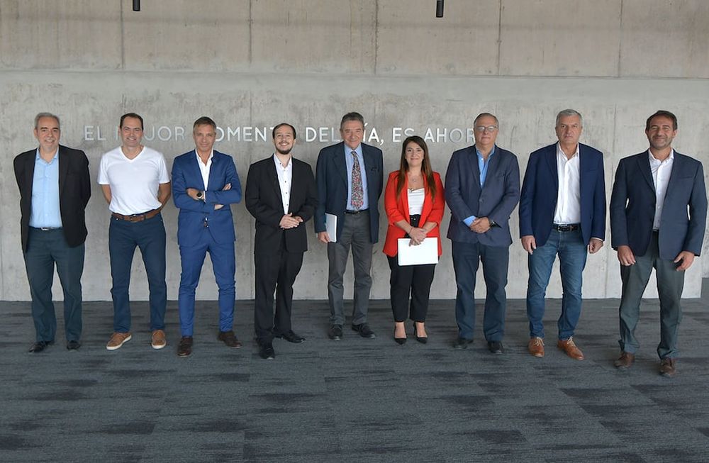 El eje central del sexto encuentro enmarcado en el Ciclo Pilares fue la infraestructura para un futuro sostenible. Conectividad, agua, caminos, planificación fueron alguna de las temáticas que se abordaron. Foto: Orlando Pelichotti