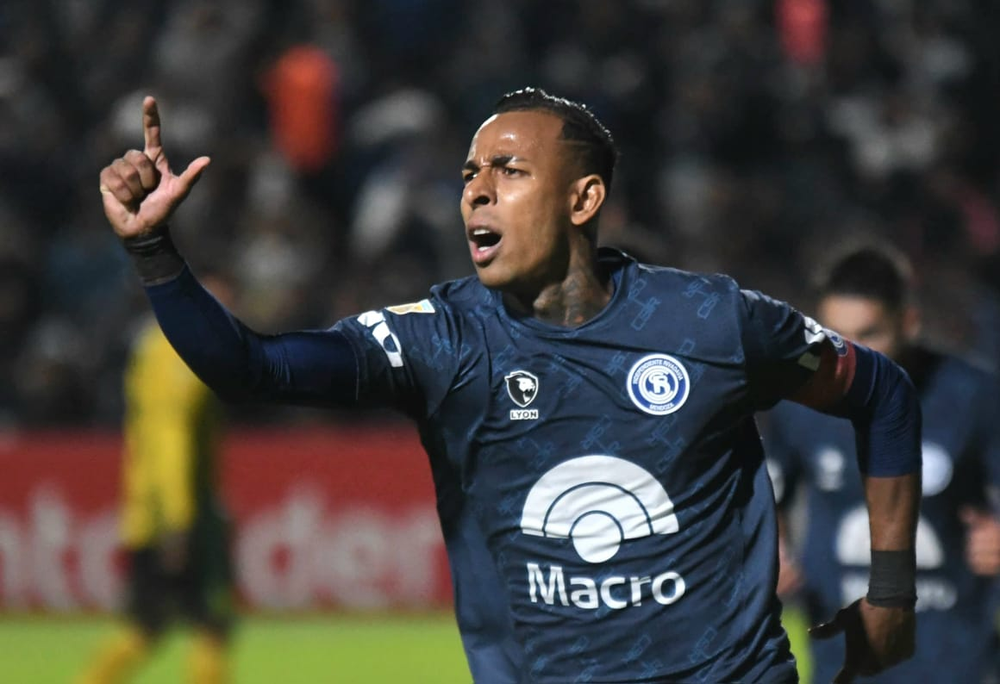 Sebastián Villa, joueur vedette d'Independiente Rivadavia dans la Ligue Professionnelle.
