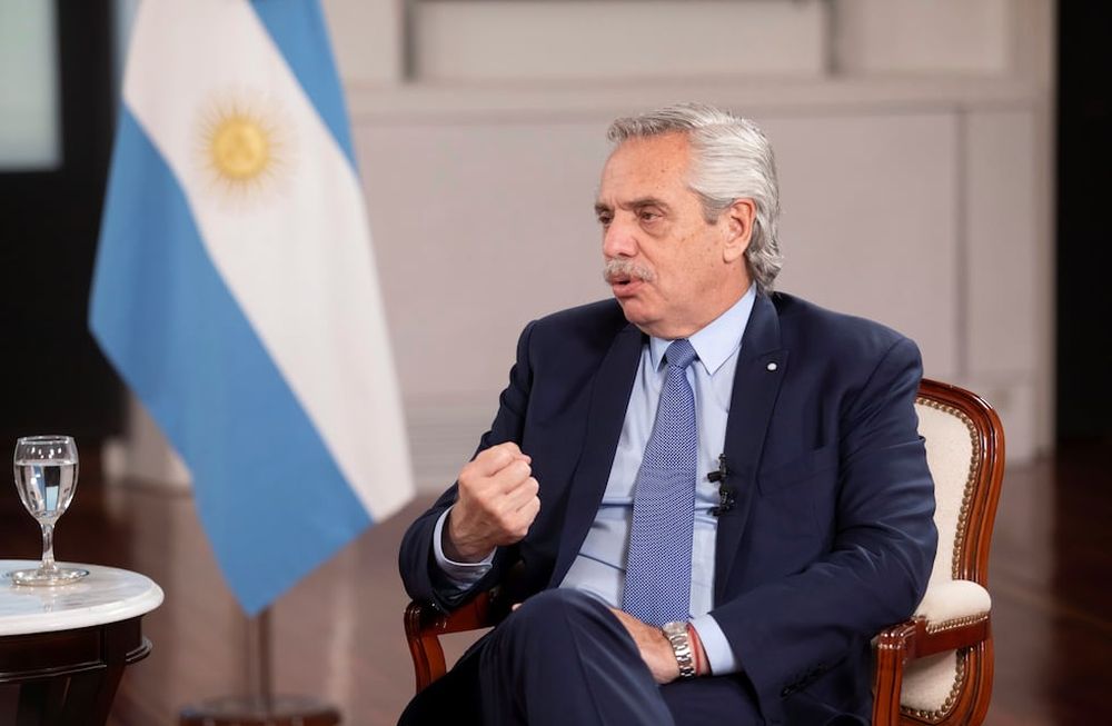 Alberto Fernández en China. (AP)