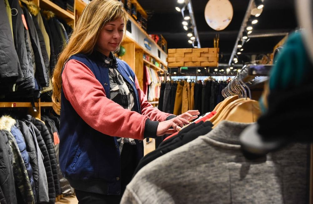 Día del Empleado de Comercio 2022: qué día cae y cómo se paga en caso de trabajarlo  - Foto: Mariana Villa / Los Andes.