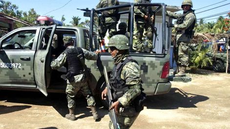 Alcaldes mexicanos pagan a narcos para que no los maten