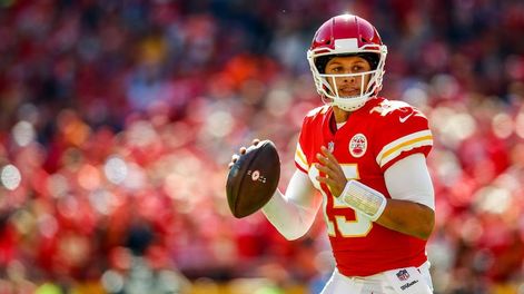 El mariscal de campo de los Chiefs firmó un contrato por 10 años.