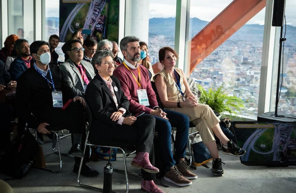 Ulpiano Suarez participa del XXIV Congreso de CIDEU en Bogotá