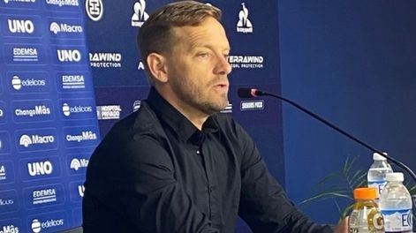 Los Andes | Martín Cicotello, director técnico de Independiente, ofreció una conferencia de prensa en la previa al partido frente a Vélez, que será el lunes en el Gargantini. Una modalidad que adoptaría en el próximo torneo.