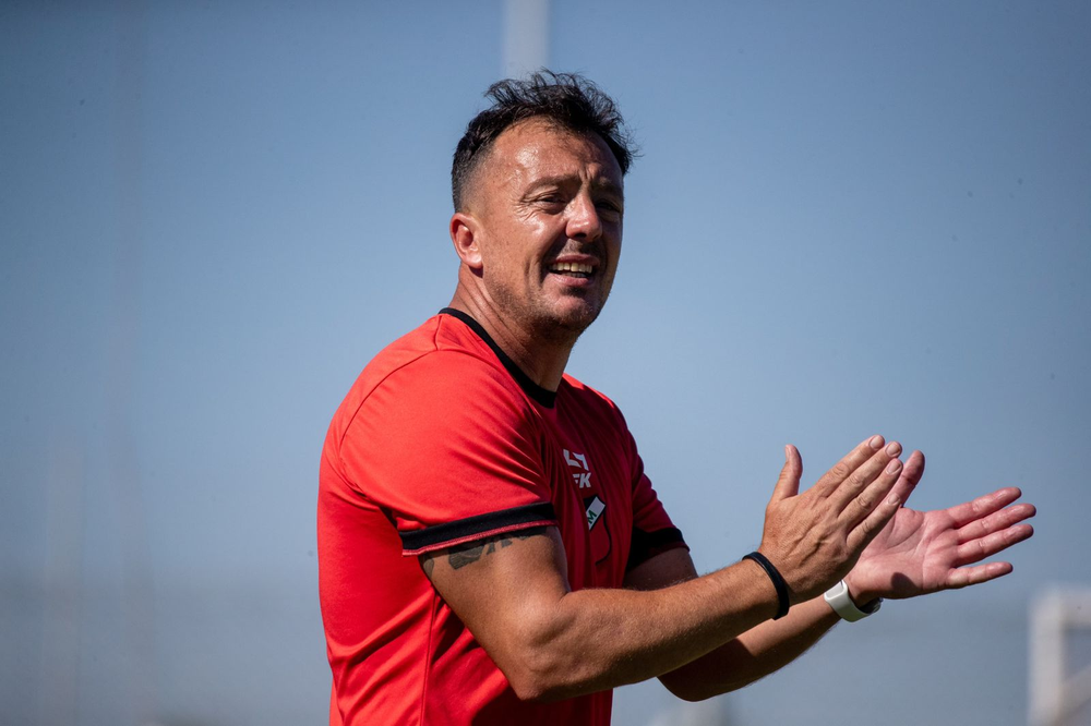 El entrenador del Botellero, Alexis Matteo se mostró satisfecho y elogió el rendimiento de sus dirigidos.