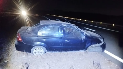 Los Andes | Se le reventó una rueda cuando circulaba por la variante Palmira y volcó