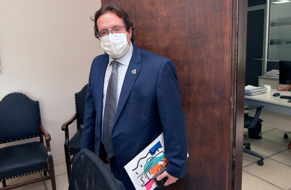 15 Febrero 2022 Mendoza PolíticaMarco Lavagna, titular del INDEC, coordina el Censo 2022 Llega a la Provincia para ultimar los detalles. Serán censadas unas 550.000 viviendas y participarán cerca de 30.000 censistas. El funcionario nacional se reunirá con Rodolfo SuarezFoto: Orlando Pelichotti / Los Andes