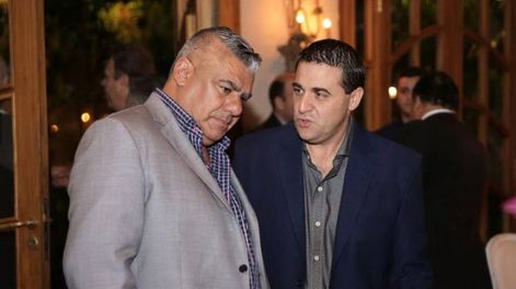 Pablo Toviggino (derecha) junto al presidente de la AFA, Claudio Tapia. / archivo