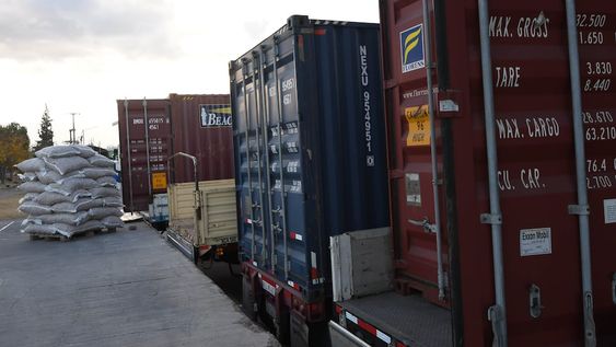 El Directorio del Banco Central aprobó una flexibilización de la comunicación A 7030 para permitir el pago anticipado cuando se trate de importaciones de bienes de capital. Marcelo Rolland / Los Andes