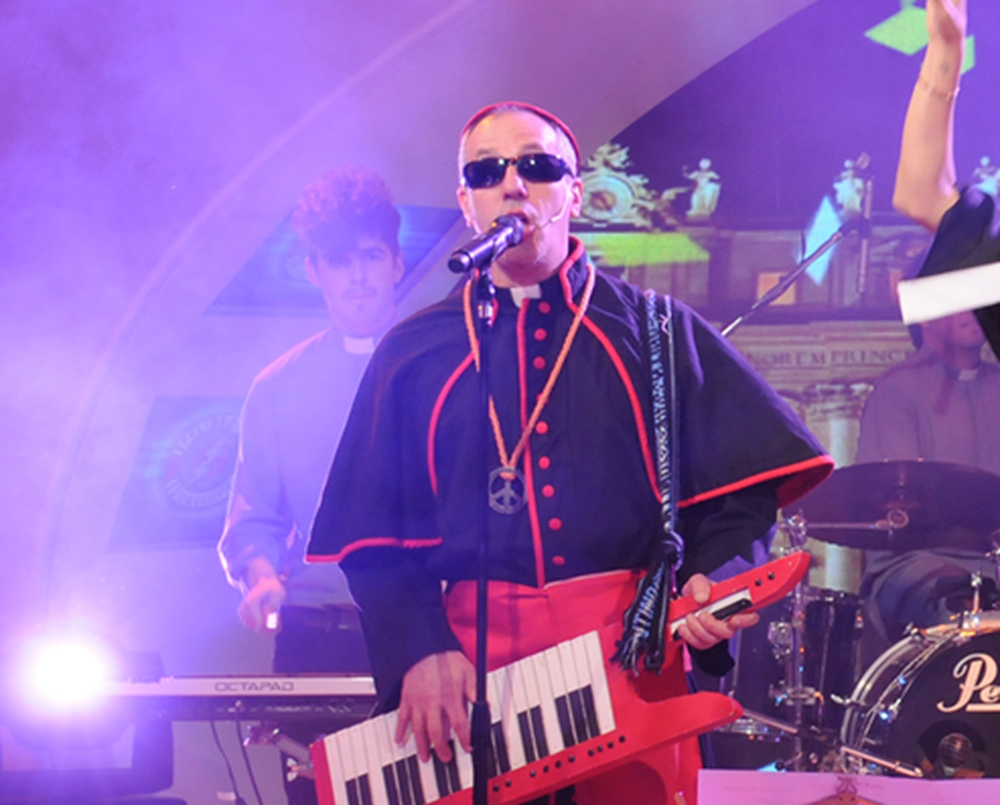 Yayo Guridi y la cumbia papal sobre la elecci&oacute;n del Papa Francisco.
