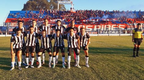 Gimnasia perdió en su visita a la cancha de Güemes de Santiago del Estero / Prensa Güemes.
